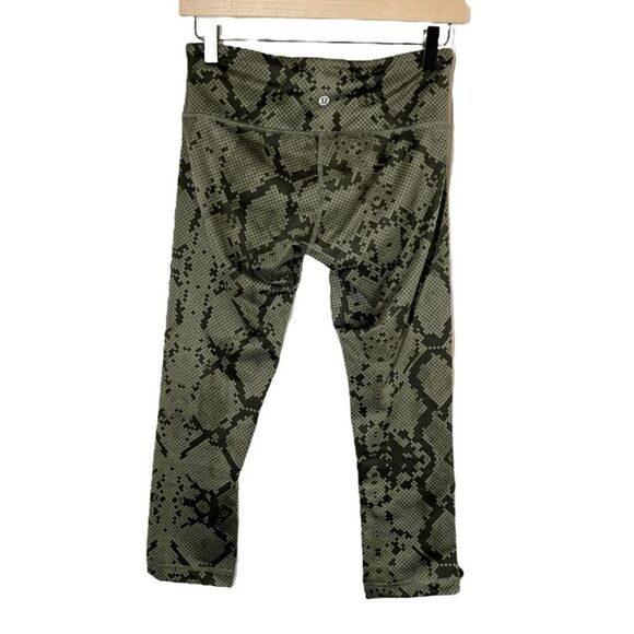 Lululemon LikeNew Wunder‎ Under Crop 6 Ziggy Snake Fatigue Green Full-On Luon - Picture 2 of 11